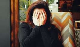 Panik ataklar gizli xəstəliklərdən    ola bilər