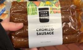 Soya kolbasası görünüşü ilə şoka saldı 