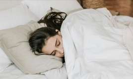 Dünyanın ən çox və ən az yatan  ölkələri