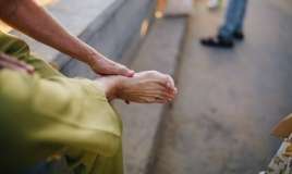 Soyuq ayaqlar yüksək xolesterolun    əsas əlaməti