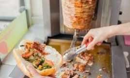 İki qadın dönərdən zəhərləndi 