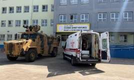 Türkiyədə məktəbə silahlı hücum:  1 ölü, 18 yaralı