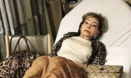 Kirpiklərini taxmaq üçün təcili yardımı gözlətdi -  91 yaşlı qadın hamını təəccübləndirdi