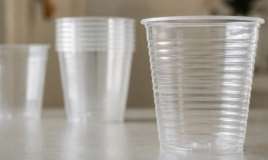 Plastik stəkanların üzərindəki xətlərin  səbəbi budur