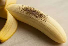 Bananı qara bibərlə yemək... -  Yeni trend