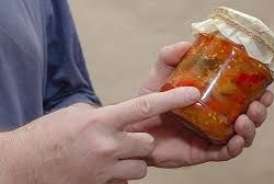 Bu qidalar botulizm dəhşəti yaşada bilər 