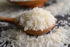 Marketlərdə satılan düyü saxtadır? -  Plastik düyünü necə tanıyaq?