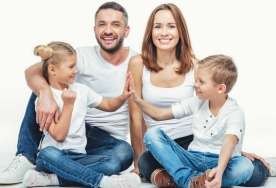 Oğlan uşaqları Ana nəslinə niyə çəkir  - Genetika, yoxsa...?