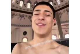 Məsciddə yarıçılpaq video çəkən şəxs  saxlanıldı