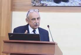 Belə bir həkim var… -  Resepti: elm, ümid, insan