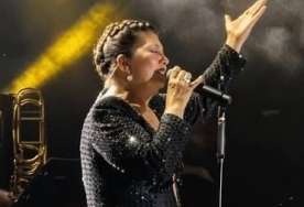 Şəkər xəstəsidir, çəkini saxlaya bilmir  - Sibel Canın kökəlməsinin səbəbi