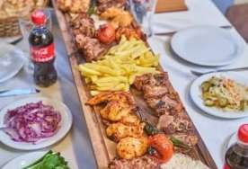 Kababla soyuq Cola içənlərin öd yolları    məhv olur