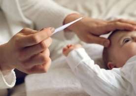 Yayda uşağın qızdırmasını necə düşürmək olar? -  Pediatrdan məsləhətlər - VİDEO