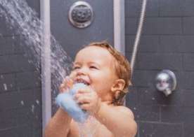 Qışda uşaqları həftədə neçə dəfə çimizdirməliyik? -  Pediatrdan cavab