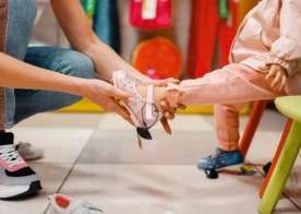 Uşaqlara düzgün ayaqqabı  seçimi