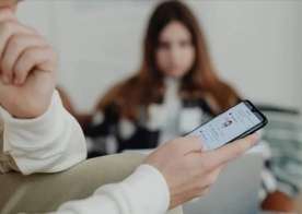 Uşaqlarda qəbizliyin əsas səbəbi -  Ekran asılılığı 