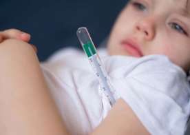 Uşaqlarda səssiz başlayır,  sürətlə yayılır