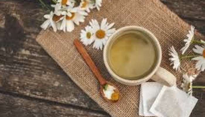 Qanda şəkəri salan  – 1 manatlıq çay