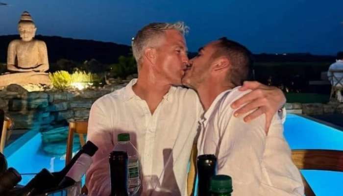 Şumaxerin qardaşı həmcinsi ilə nişanlandı -  FOTO