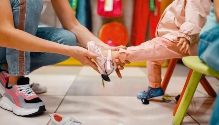 Uşaqlara düzgün ayaqqabı  seçimi