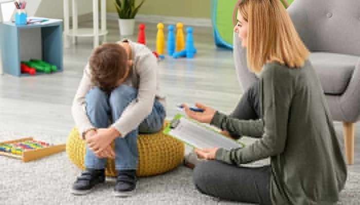 Asperger xəstəliyinin əlamətləri  