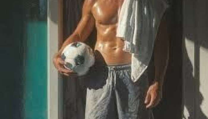 Futbolçu penisini milyon dollara sığortaladı 