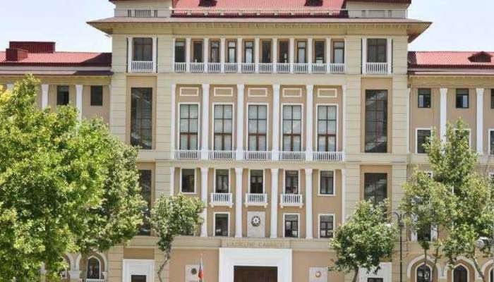 Xüsusi karantin rejiminin müddəti  yenə uzadıldı