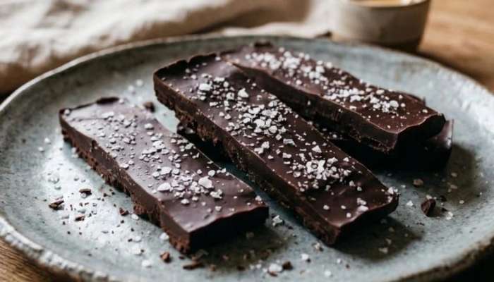 Duzlu şokoladın təsiri təəccüblüdür:  Üzərinə səpib yesəniz...