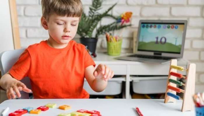 Autizm niyə yaranır?  -  Pediatr Lalə Nəsirovanın izahı