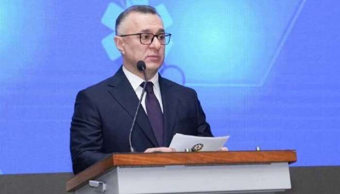 Səhiyyə nazirinin müavinlərinin sayı artırıldı 