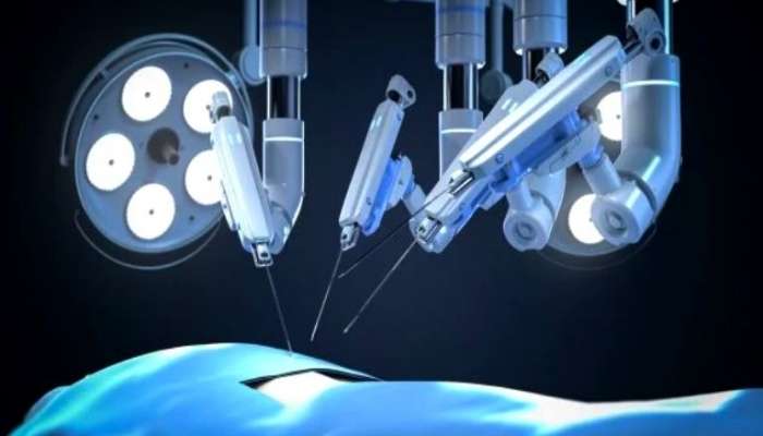 Dünyada ilk dəfə robot cərrahi əməliyyat etdi -  İnsan köməyi olmadan