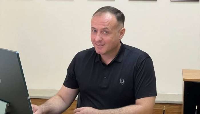 Tanınmış plastik cərrah  vəfat etdi