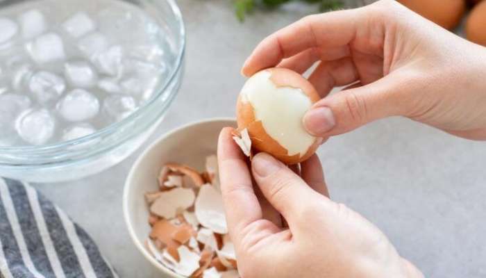 Qabığı çətin çıxan yumurtalar üçün sadə mətbəx hiyləsi 