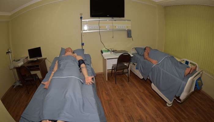 Tədris Terapevtik Klinikası ürək müayinə cihazları yenilənir 