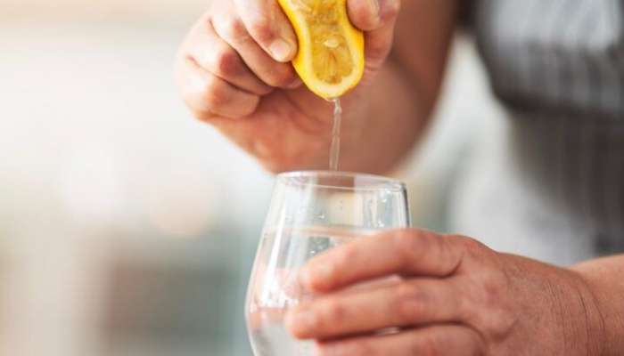Səhər limonlu su içməyin faydaları və zərərləri 