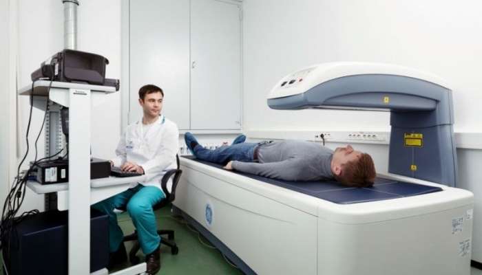 Sümüklərinizi səssiz təhlükədən qoruyun! -  Densitometriya müayinəsi ilə osteoporozu vaxtında aşkarlayın