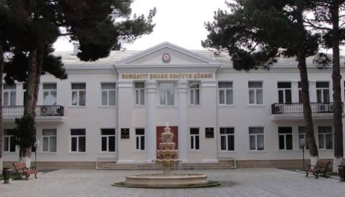 Sumqayıtda bir gündə onlarla tibb işçisi  işdən azad edilib