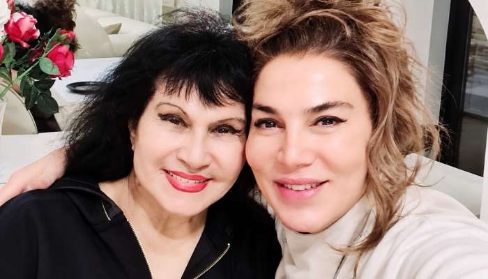 89 yaşlı Zeynəb Xanlarovanın yeni  FOTOSU