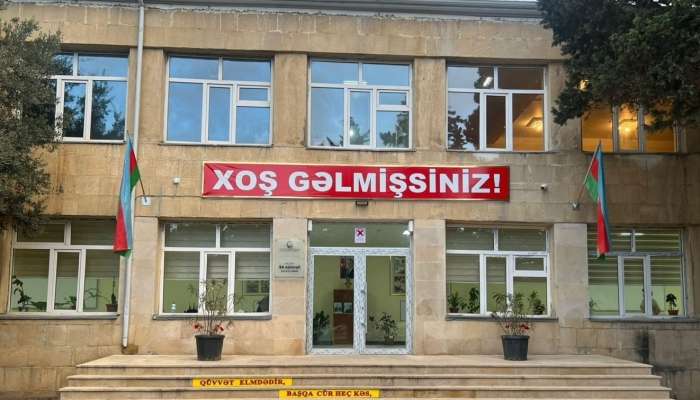 12 yaşlı şagird özünü məktəb binasından atdı  