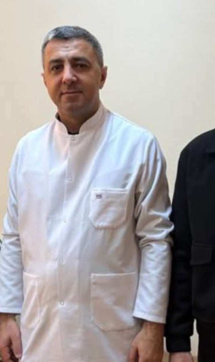 18 yaşlı xəstəyə anasından uğurlu böyrək transplantasiyası həyata keçirildi -  FOTO