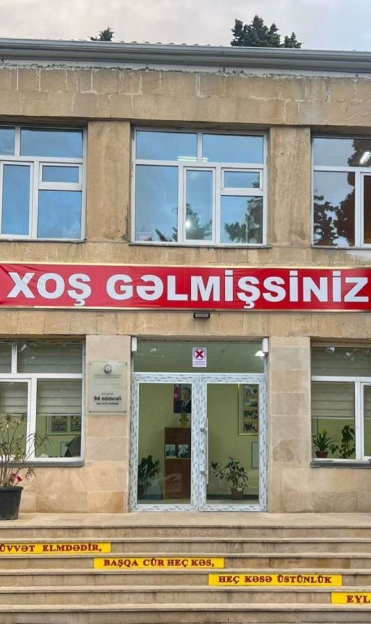 12 yaşlı şagird özünü məktəb binasından atdı  