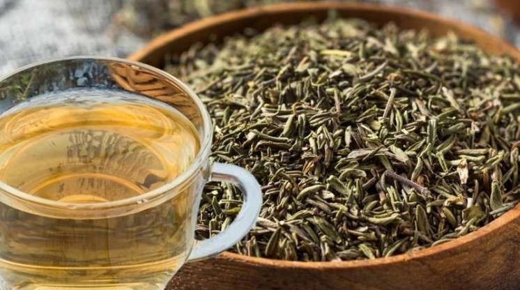 Kəklikotu suyu ilə qarqara etməyin faydaları  