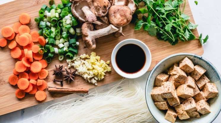 Təzyiq, şəkər, insult xəstələri üçün  – İdarəedici qidalar