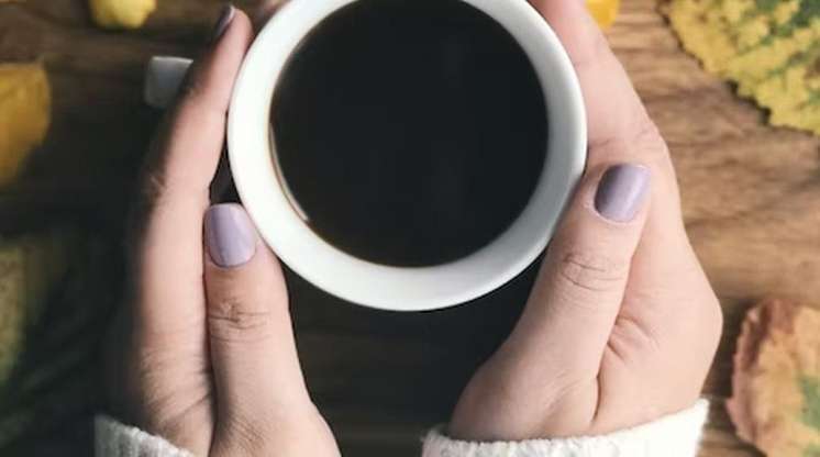 40 yaşdan yuxarı qəhvə içmək məsləhət deyil 