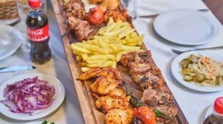 Kababla soyuq Cola içənlərin öd yolları    məhv olur