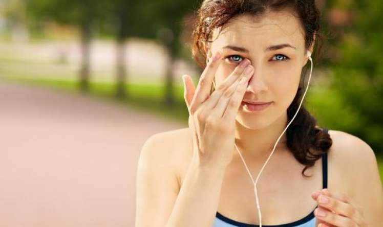 Allergik göz xəstəliklərinin sayı artıb -  Daha çox gənclərdə rast gəlinir