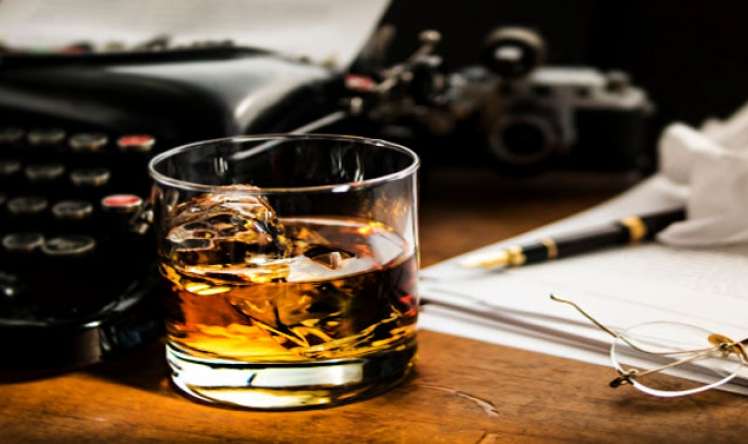 Viski insan sağlamlığına faydalı imiş -  Onkoloji xəstəlik riskini azaldır
