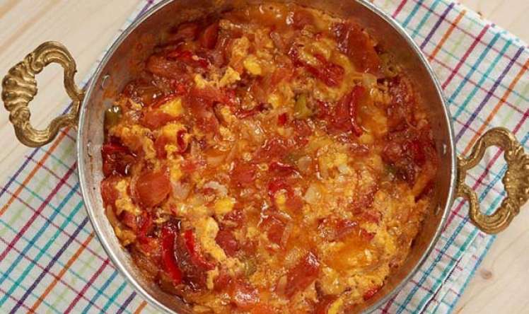 Türk üsulu pomidor-yumurta necə hazırlanır? –  MENEMEN RESEPTİ