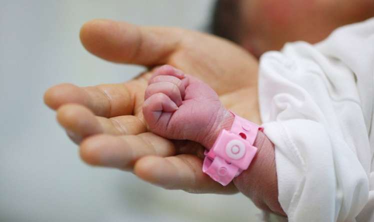 "German" hospitalda yeni doğulan körpə müəmmalı şəkildə öldü 