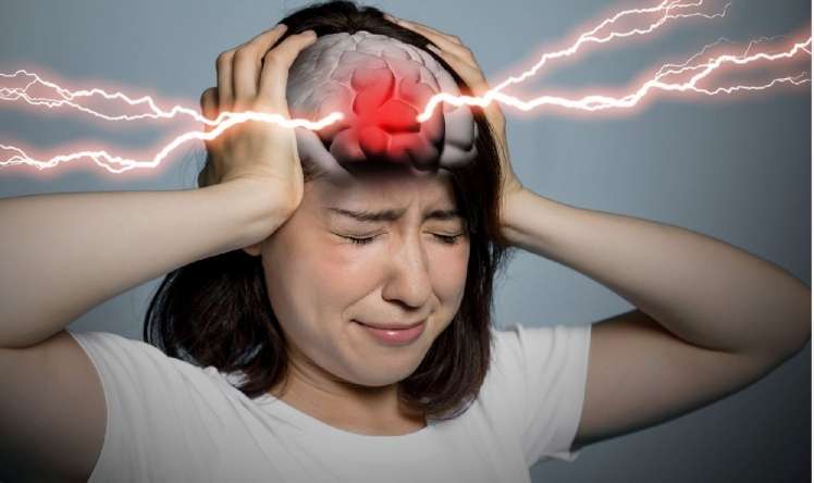 Beyin qanamasının əlamətləri – 10 ən kritik simptom 